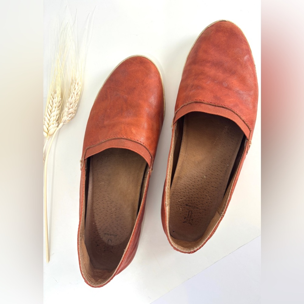Frye Shoes Espadrille Flats Rust leather Sz 8.5